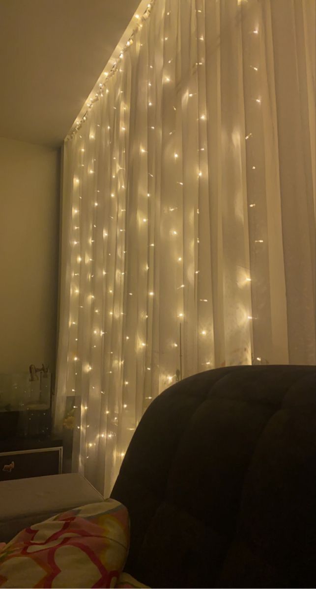 Curtain Light (1)